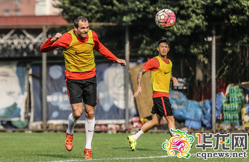 新赛季重庆力帆“力拼新未来”全力备战中超首战