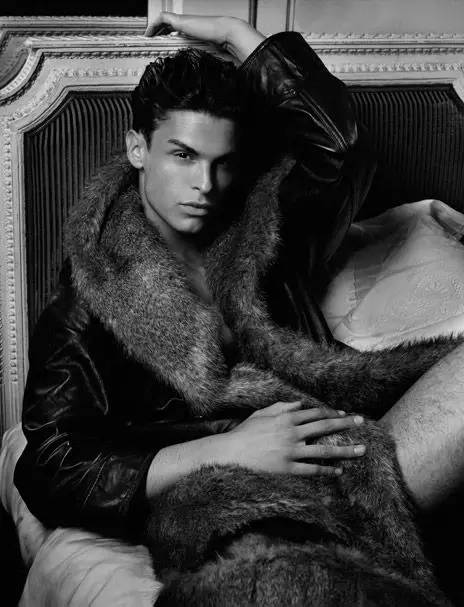 男人背后的男人，那些被大牌们捧红的「好肉」