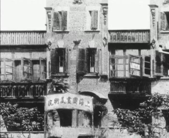 在上海，一定要去一次虹口区