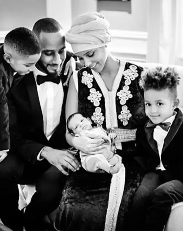 开挂的一家人动漫,开挂的一家人漫画