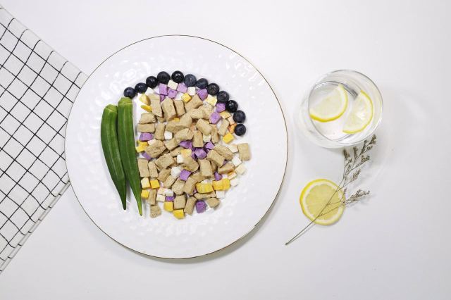 我们用米其林餐厅的调调，给狗粮做了一次整容手术