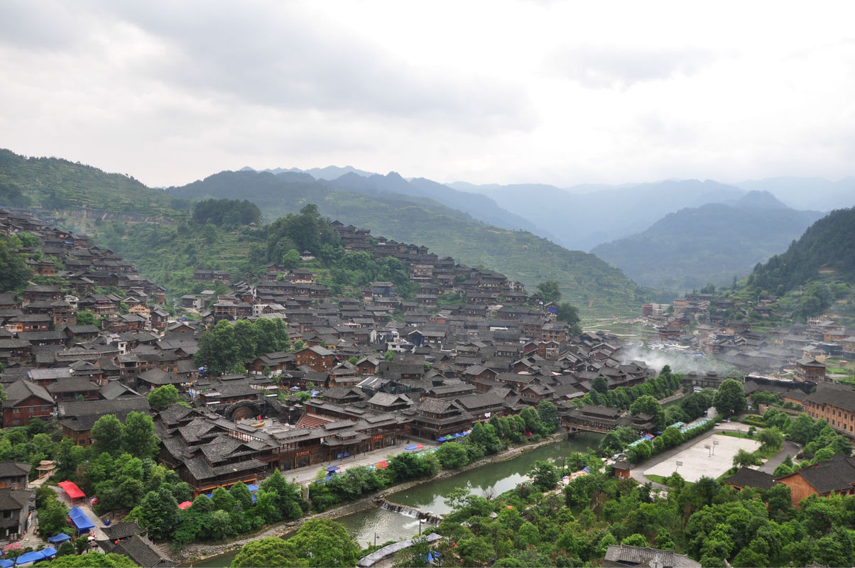 中了苗疆蛊会有什么样子,苗疆人真的会下蛊吗