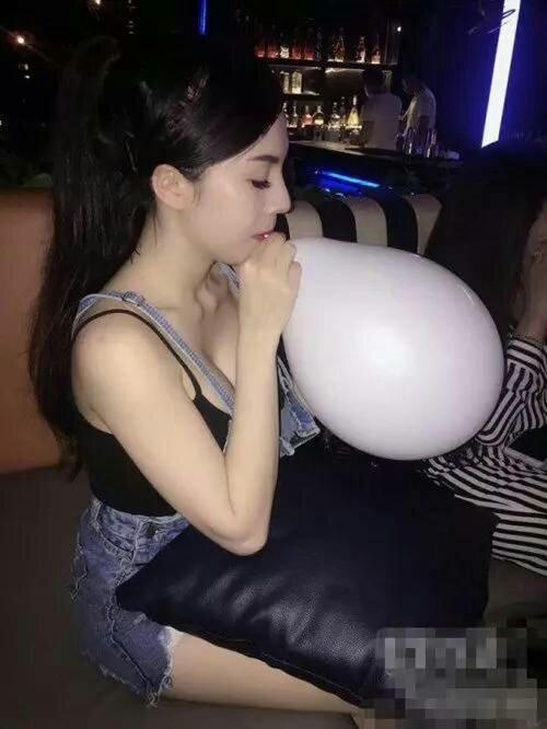 虽然她不是一个好新娘，但绝对是一个好队友！