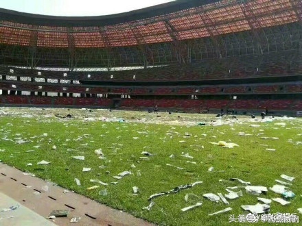 张学友太原演唱会完全视频2006,张学友演唱会中断表演