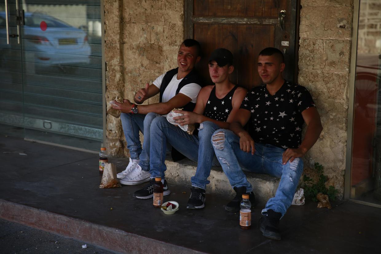 以色列特拉维夫闹市区 (以色列特拉维夫白色之城繁荣原因)