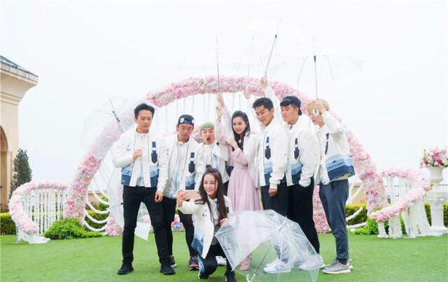 奔跑吧第一季李沁林志玲,奔跑吧林志玲李沁唐艺昕完全视频