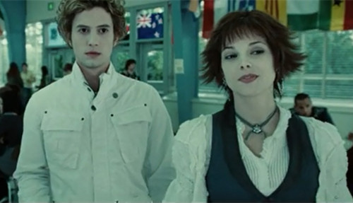 《暮光之城》九年，男主长残女主帅弯，一代人的青春偶像！