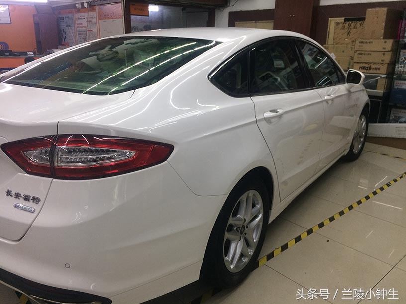 索纳克斯镀晶深圳,保时捷索纳克斯纳米镀晶漆面处理