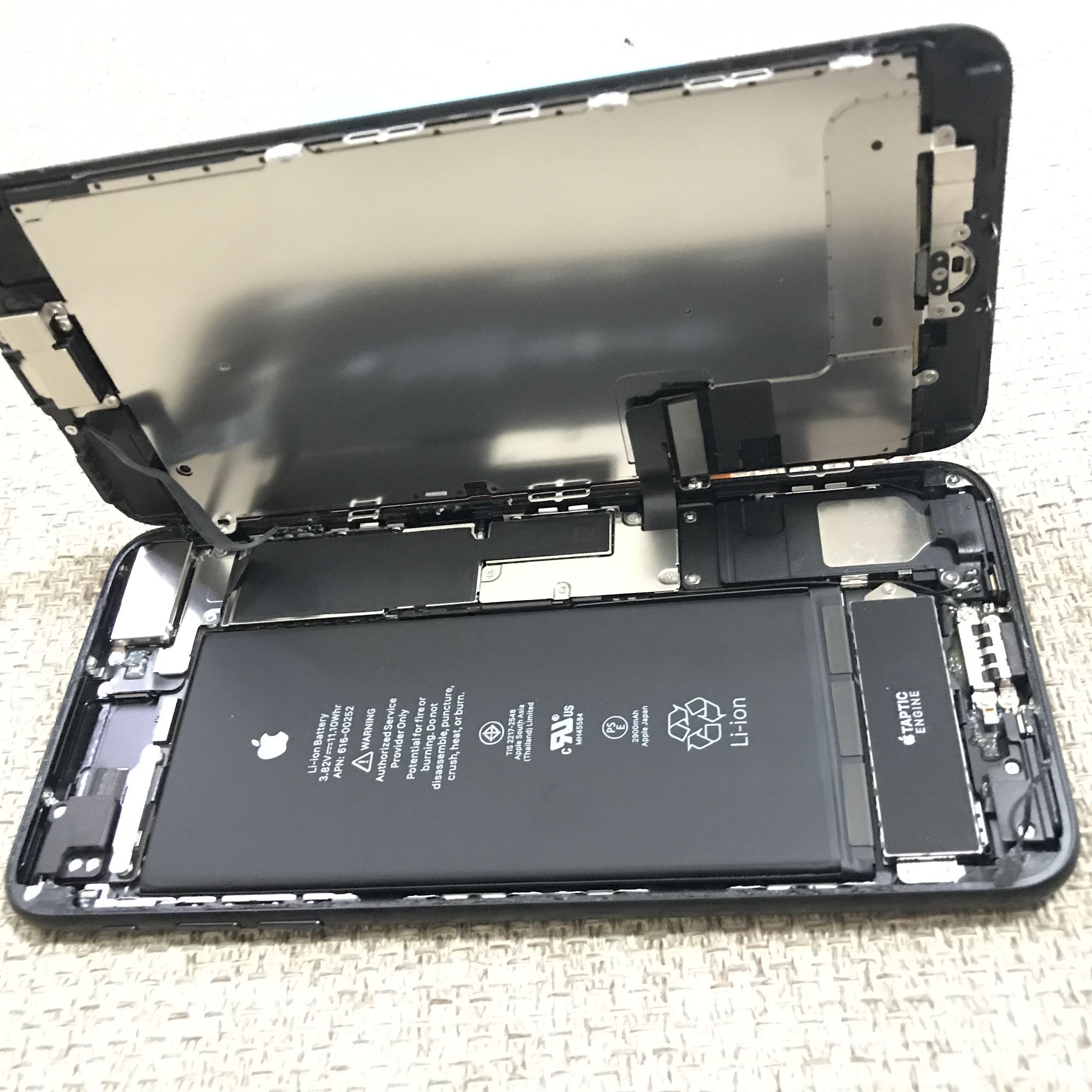 苹果7p磨砂黑拆机,苹果7plus磨砂黑拆机