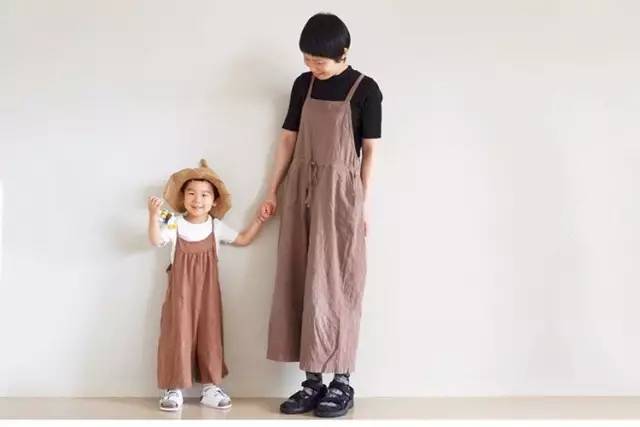 作为一个有品位的女人,品质生活从一双拖鞋也能够开始