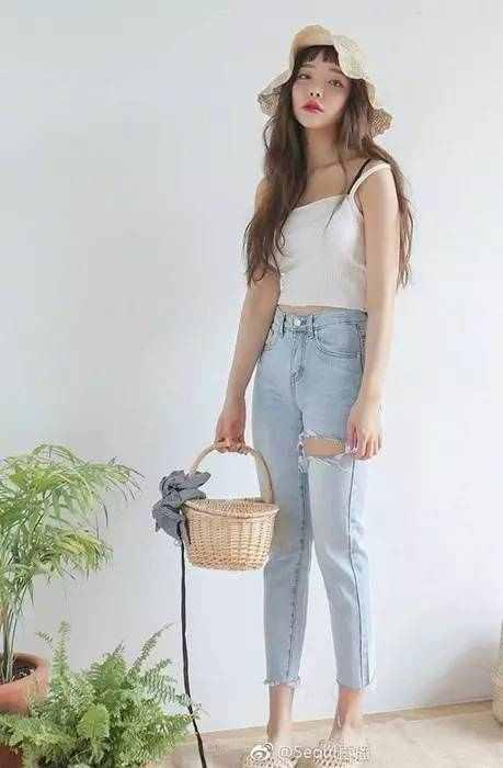 最近整个时尚圈都中了这个包包的毒！