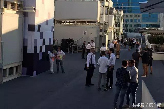 巴库，让我为之疯狂，歇斯底里