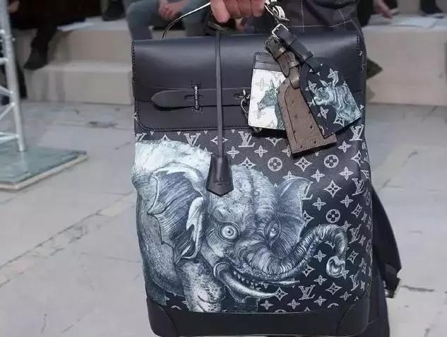 为什么那么多女生喜欢旅游呢,为什么有的人穿lv很廉价