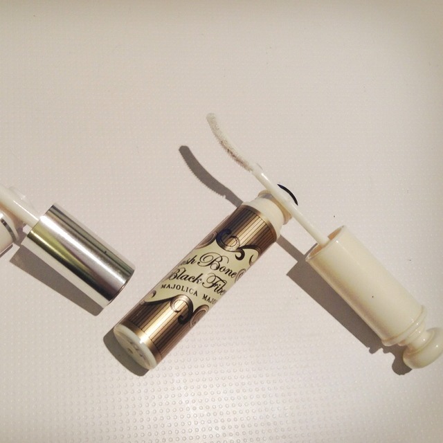 什么睫毛膏最好用根根分明不晕染,合适睫毛少且短的小刷头睫毛膏