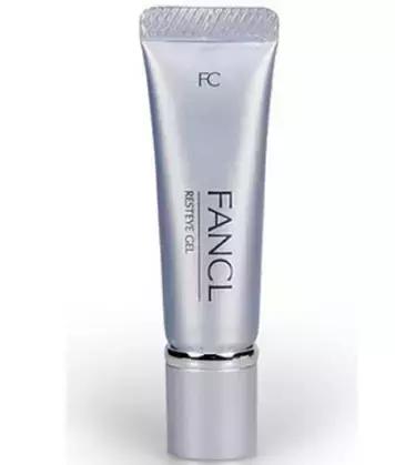 眼霜挑肤质吗,眼霜涂不对再贵也是白搭