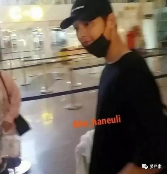 宋仲基宋慧乔白天揽腰秀甜蜜,宋仲基宋慧乔甜蜜太阳后裔