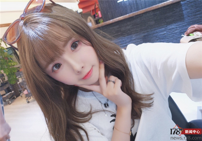 一起扒Showgirl：可爱又迷人的二次元美女小婕酱