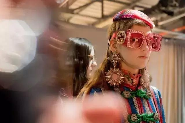 浠ｈ喘gucci鍥藉唴鐜拌揣,浠ｈ喘gucci姣斾笓鏌滀究瀹滃灏戦挶