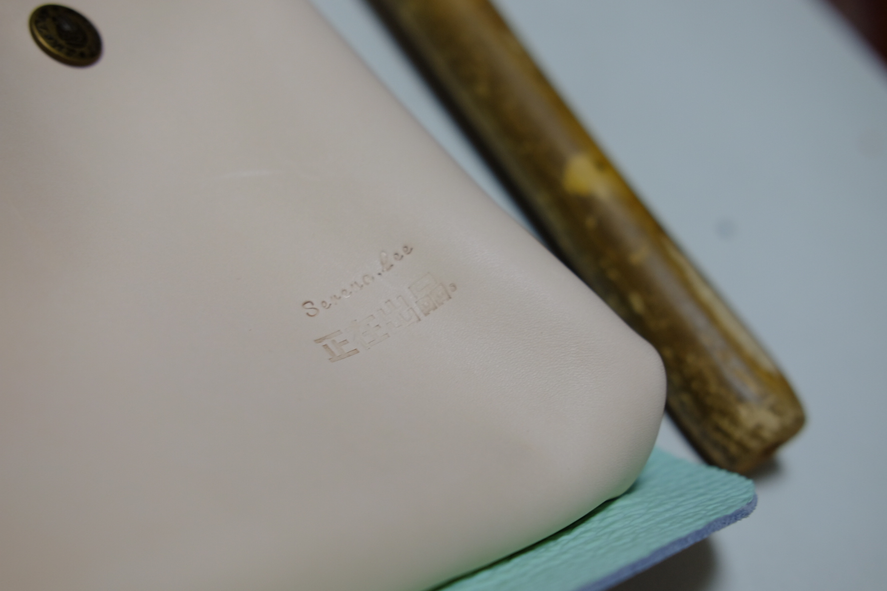 夏天又撞包了吧？来看看如何亲手制作一款双肩包