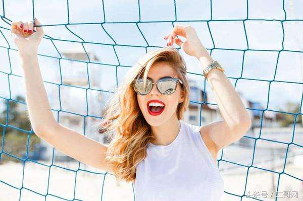 挑选太阳镜的基本标准有哪些,挑选太阳镜的基本标准是什么呢