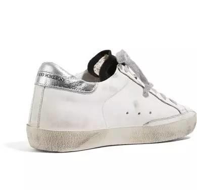 杨幂的最近穿的运动鞋,杨幂穿的薄荷绿运动鞋