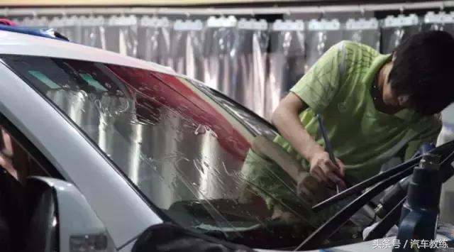 新车贴膜没贴膜看出来了吗,新车贴膜怎么没有效果