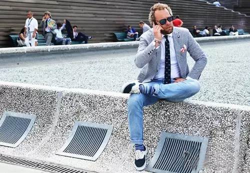 男士夏季宽松透气阔腿牛仔裤,男士夏季浅色牛仔裤搭什么短袖