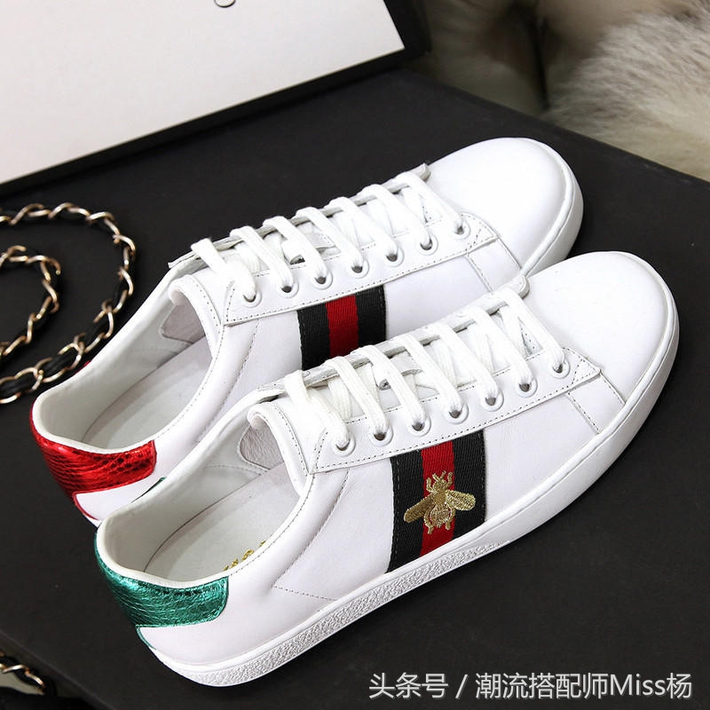 舒适合适长时间行走的小白鞋,头层牛皮小白鞋夏天穿热吗