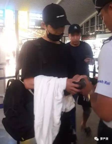 宋仲基宋慧乔白天揽腰秀甜蜜,宋仲基宋慧乔甜蜜太阳后裔