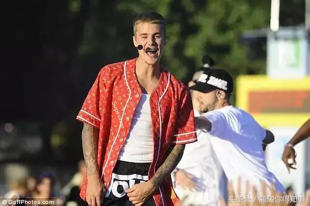 宇宙网红联合LV全球限量闪购，澳洲神级买手寒风排队8小时，还是空手而归