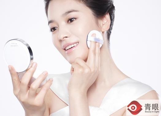 怎样买韩国气垫bb霜好用,韩国气垫bb霜遮瑕美白不卡粉