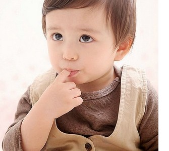 为什么小孩喜欢小偷小摸,小孩喜欢小偷小摸是什么心理问题