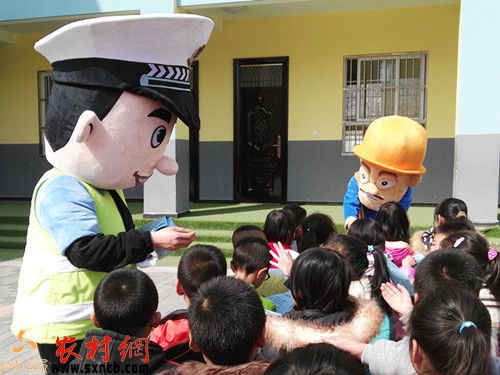 临渭交警大队交斜中队执勤,临渭交警大队交斜中队电话