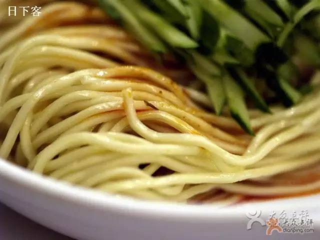 凉皮凉面什么地方的好吃,凉皮凉面哪里最好吃