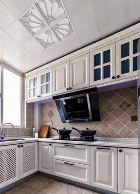 厨房装修用哪种柜子最好,厨房装修柜子如何省钱实用