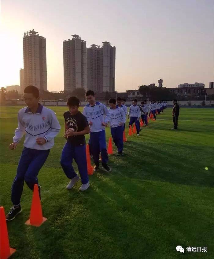 深化文明校园创建凝聚向上力量,创建文明校园浓厚氛围