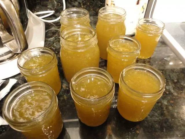 怎么吃葡萄不吐葡萄皮呢,如何吃葡萄不吐葡萄皮