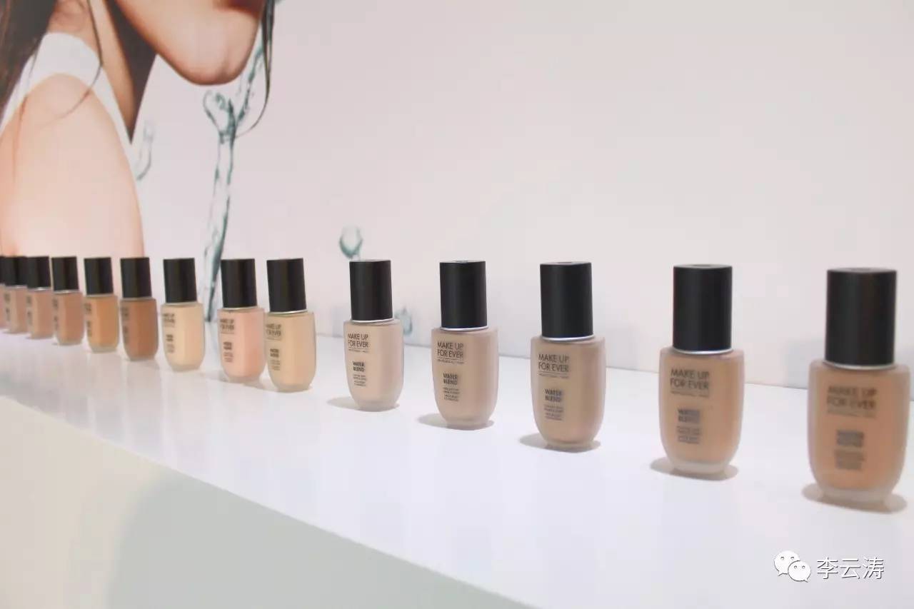 李云涛MAKEUPFOREVER一“裸”到底玫珂菲全新双用水粉霜强势来袭新裸主义！你敢挑战吗