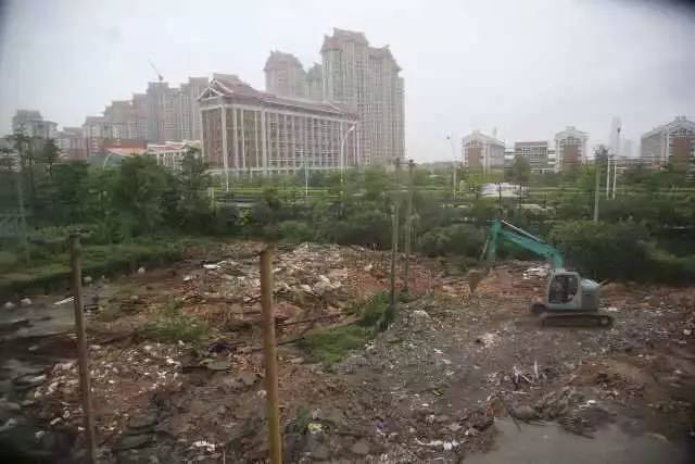 老赖被多人执行连续被拘留,老赖霸床七年被司法拘留