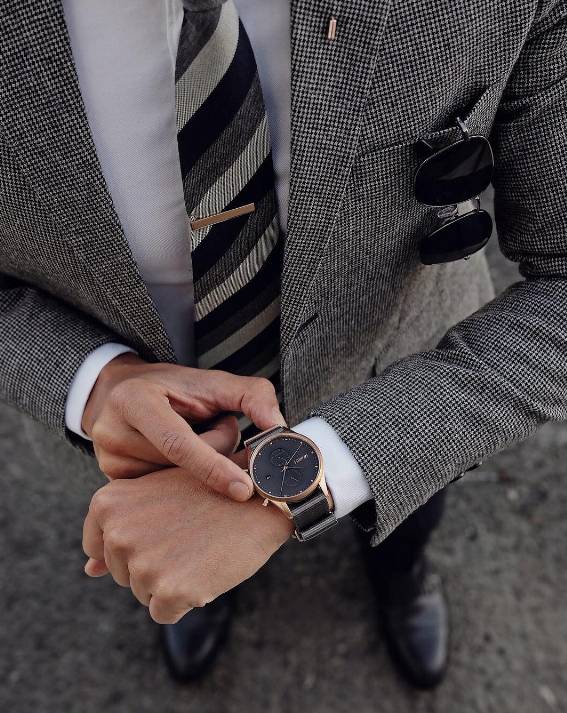 年轻人合适戴的腕表,合适刚毕业大学生的手表