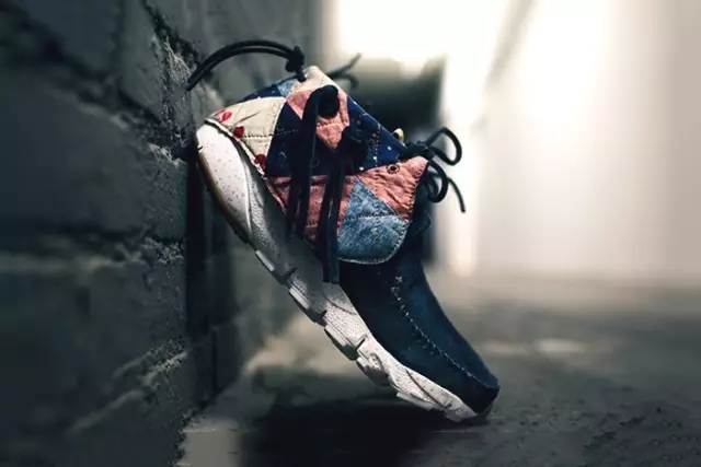 一把伞卖10万天价,一把伞卖七十万块