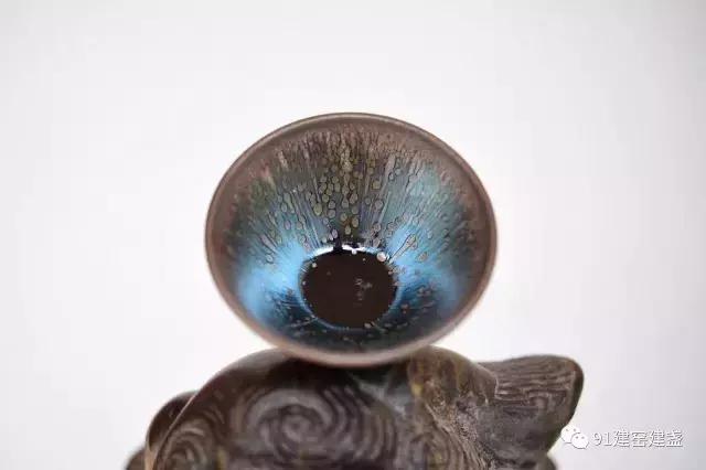 建盏的功效与功能禁忌,建盏茶具功效与功能