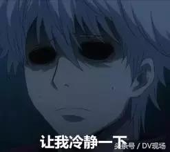 靓女注意！肇庆街头出现变态猥琐男，公交车站*拍偷**女性裙底