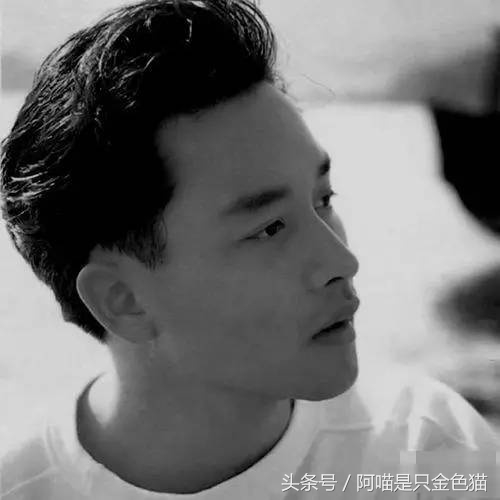 李易峰侧脸对比图,李易峰高清侧颜照片