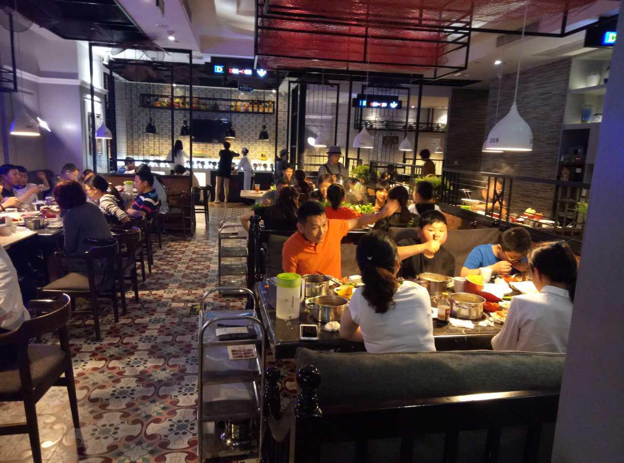 一匹黑马席卷火锅市场，品尚带你飞！