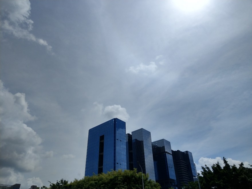 htcu1000评测,htcu11和u11+选哪个