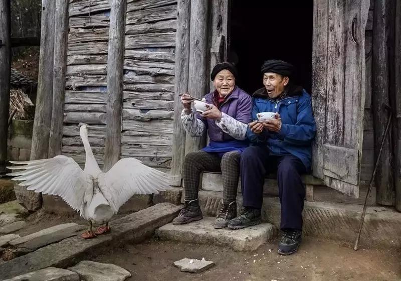 炫炫炫，我们富有的通江，岂能用钱财来衡量