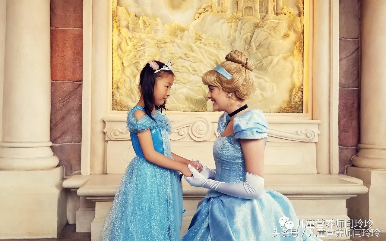 迪士尼实现小朋友们的公主梦,迪士尼是每个女孩的公主梦