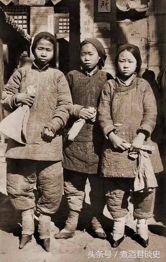 从为“三从四德”招魂的丁璇说中国古代的缠足