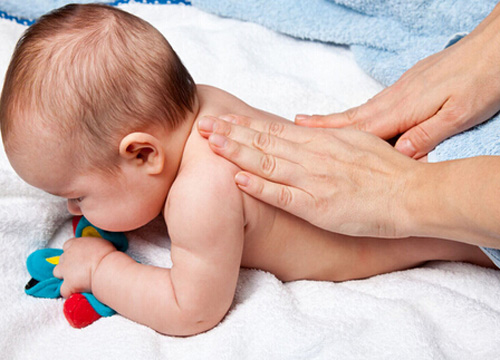 宝宝大便要警惕,宝宝大便有哪些常识